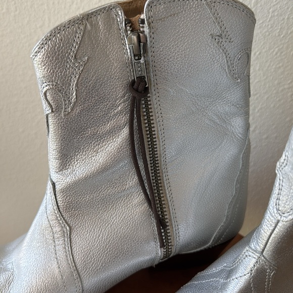 Free People New Frontier Western Boots Color Silver US 9.5/ EU 39.5 - Picture 9 of 10
